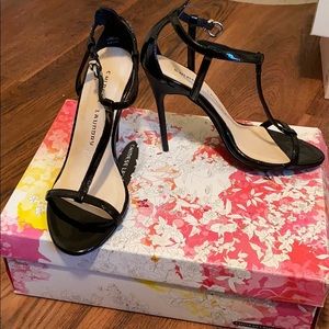 Chinese Laundry Sandals